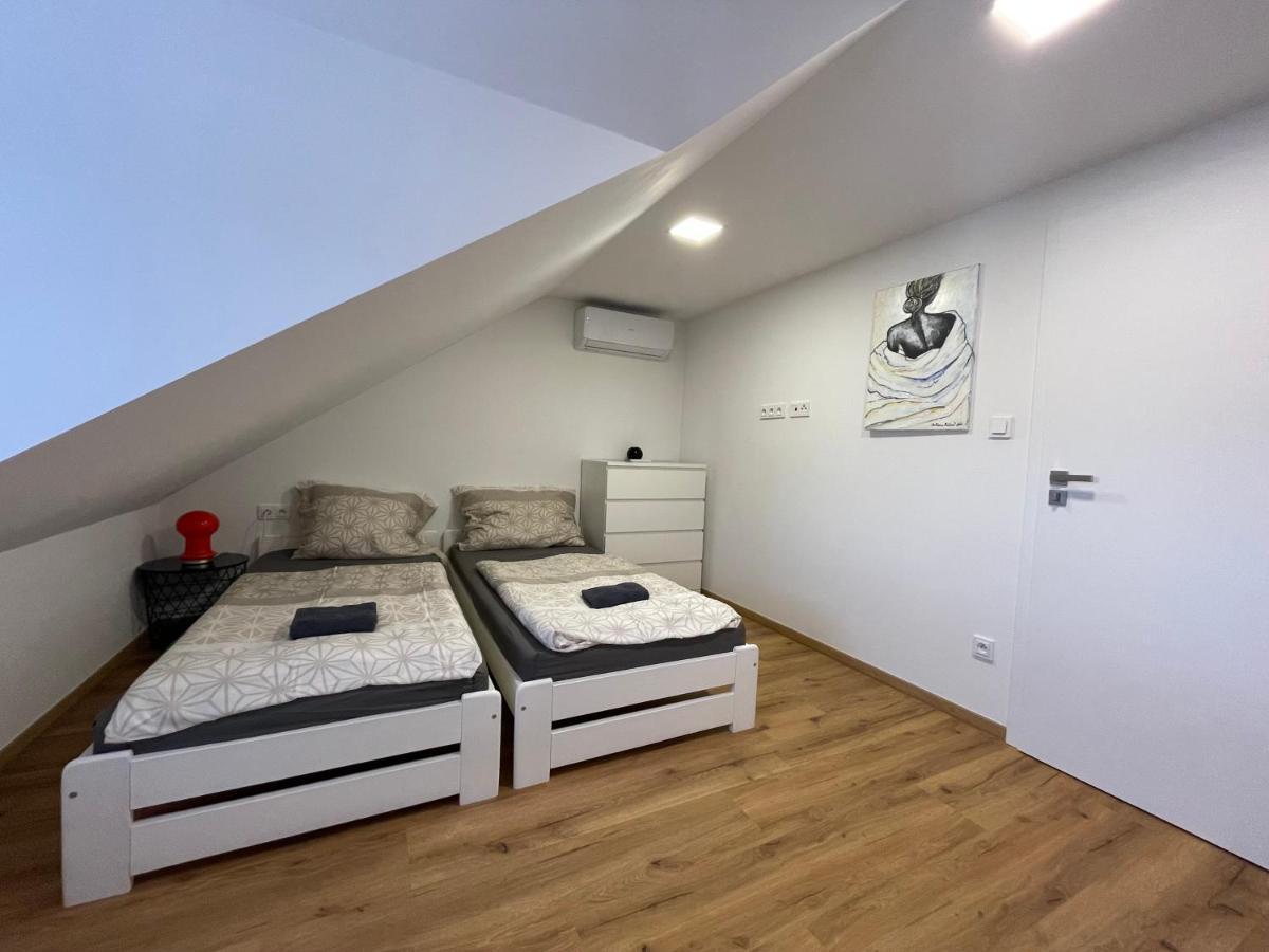 Apartman Svetla Пардубице Экстерьер фото